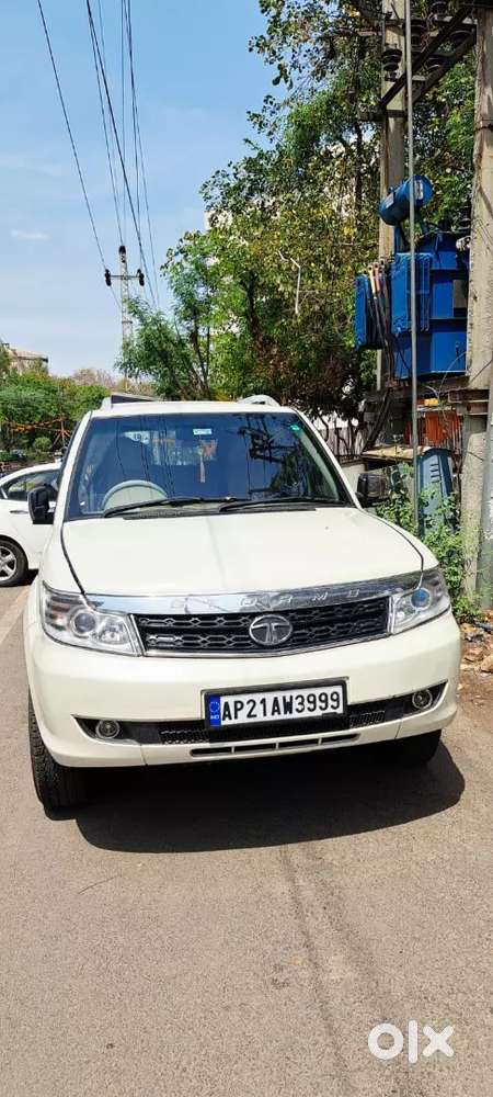 Tata  Safari Storme