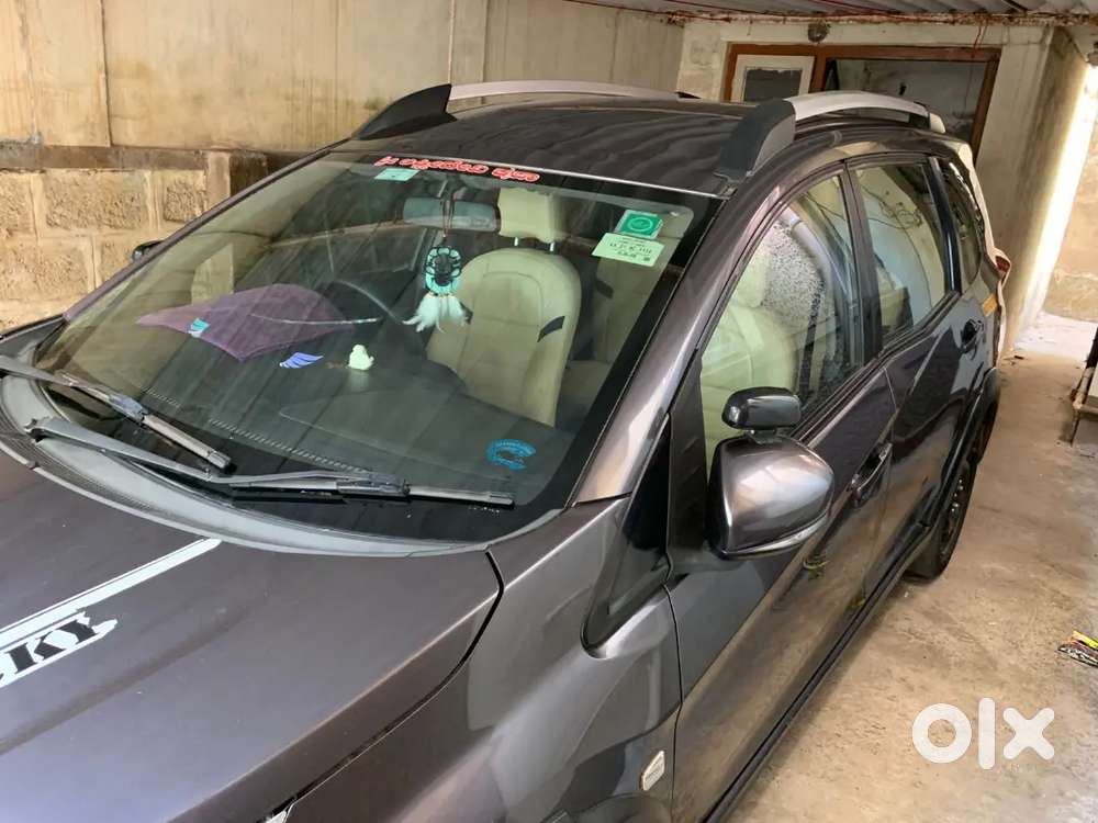 Honda Br-v  S Variant 2018 Diesel Well Condition Just Minor Problem