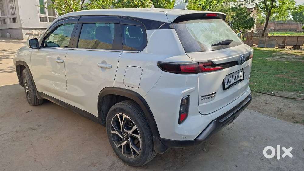 Toyota Hyryder