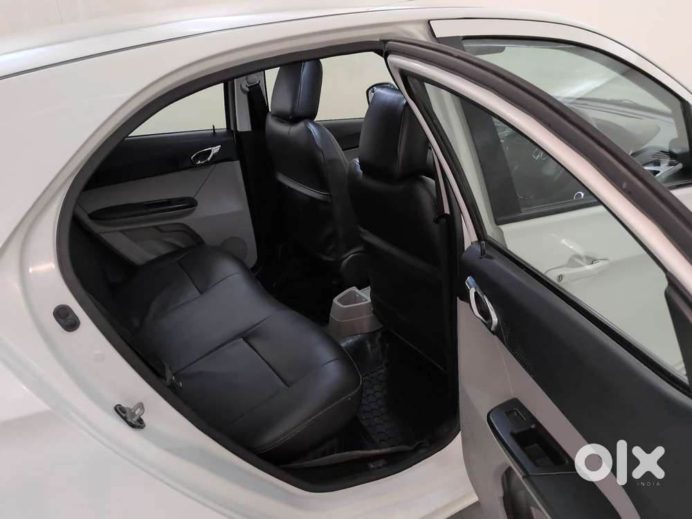 Tata Tiago Xza, 2018, Petrol