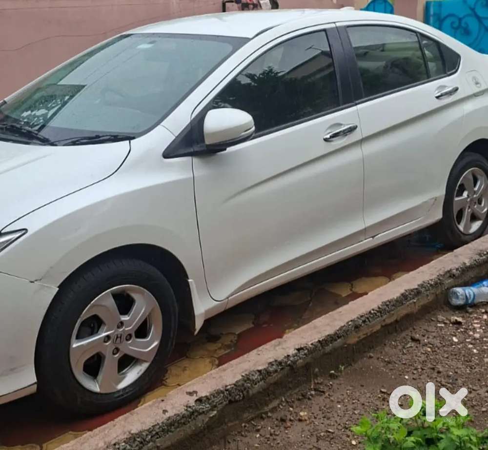 Honda City V 2016