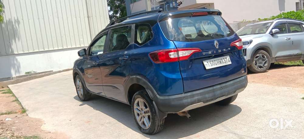 Renault Triber Rxz Easy-r Amt, 2021, Petrol