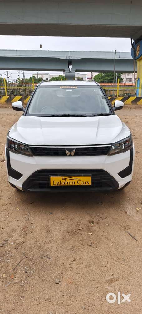 Mahindra Xuv300 W4, 2023, Petrol