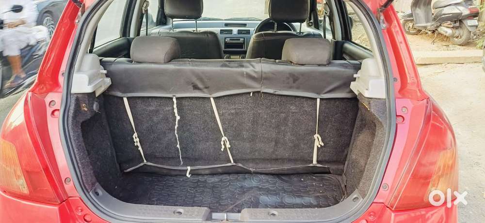 Maruti Suzuki Swift 2004-2010 1.3 Zxi, 2007, Petrol