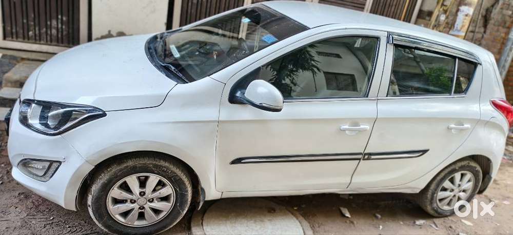 I20 Sports Top Modal