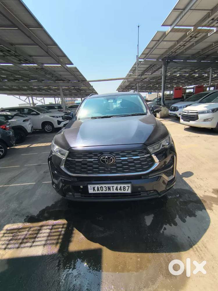Toyota Innova Hycross 2.0 Zx Hybrid 7 Str, 2024, Petrol