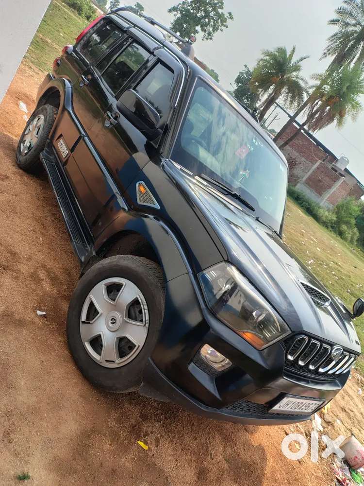 Mahindra Scorpio 2016 Diesel 125000 Km Driven