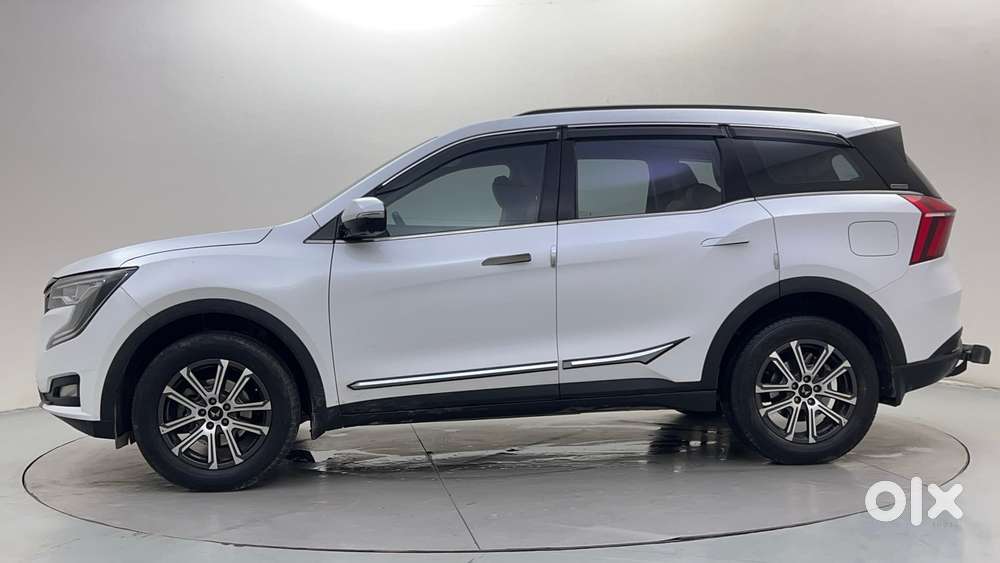 Mahindra XUV700 2.2 AX 7 Diesel MT Luxury Pack Str, 2025, Diesel