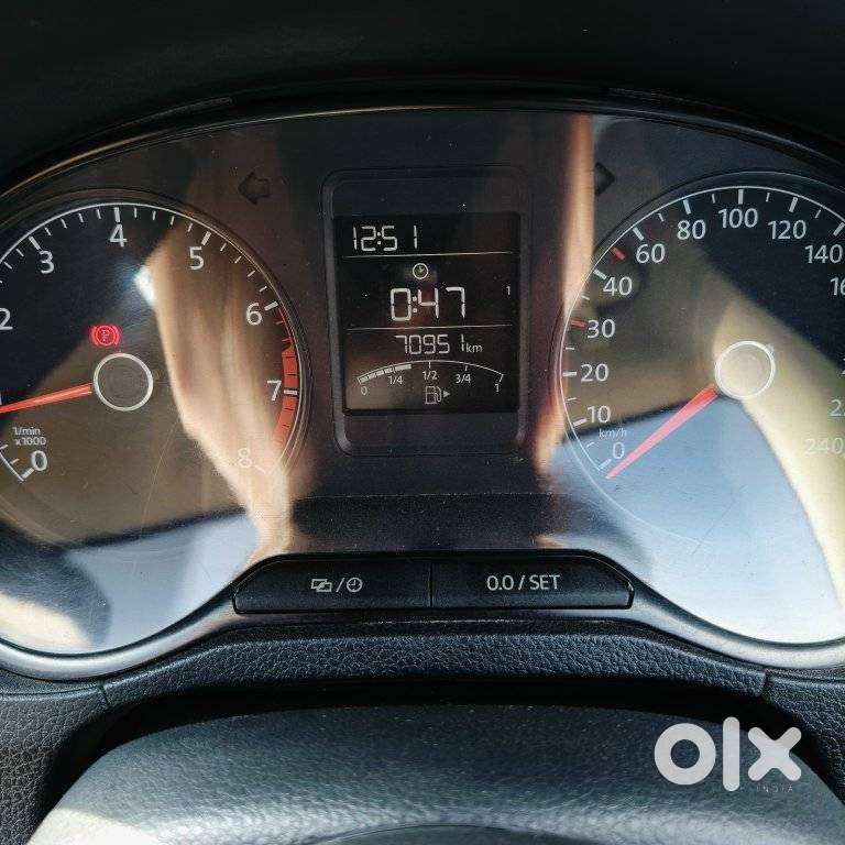 Volkswagen Polo, 2015, Petrol