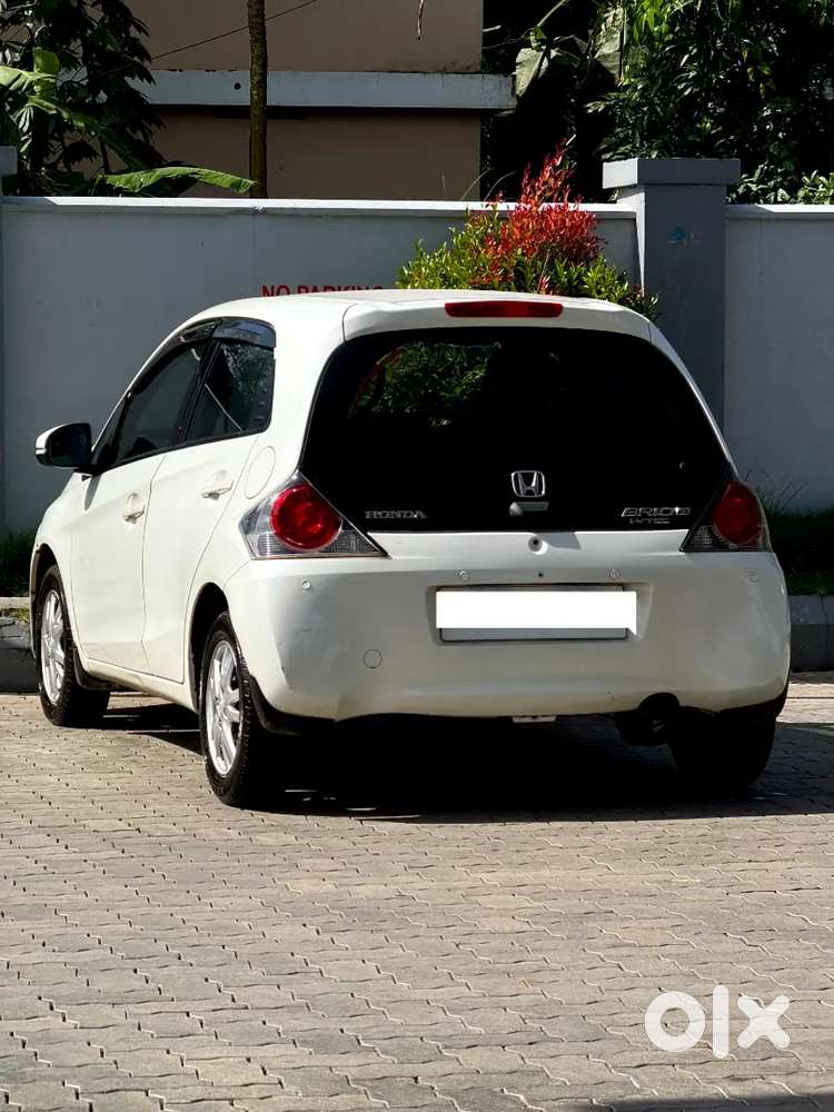 Honda Brio Automatic 2015