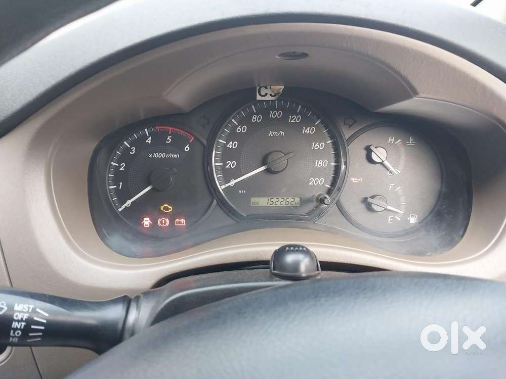 Toyota Innova [2013-2016] 2.5 G4 8 Str, 2016, Diesel