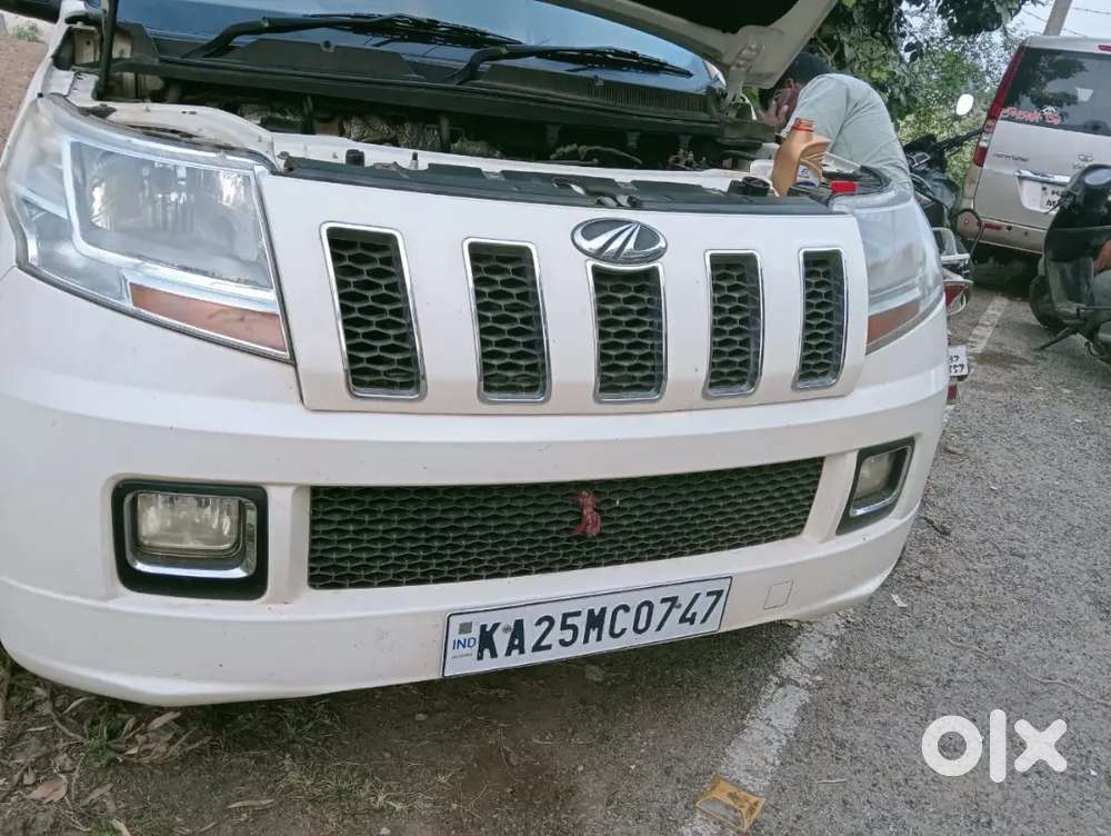 Mahindra Tuv 300 2017 Diesel 123000 Km Driven