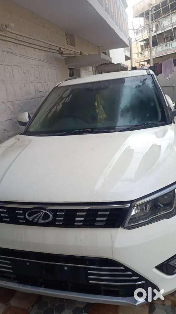 Mahindra Xuv300 2021 Petrol 67000 Km Driven