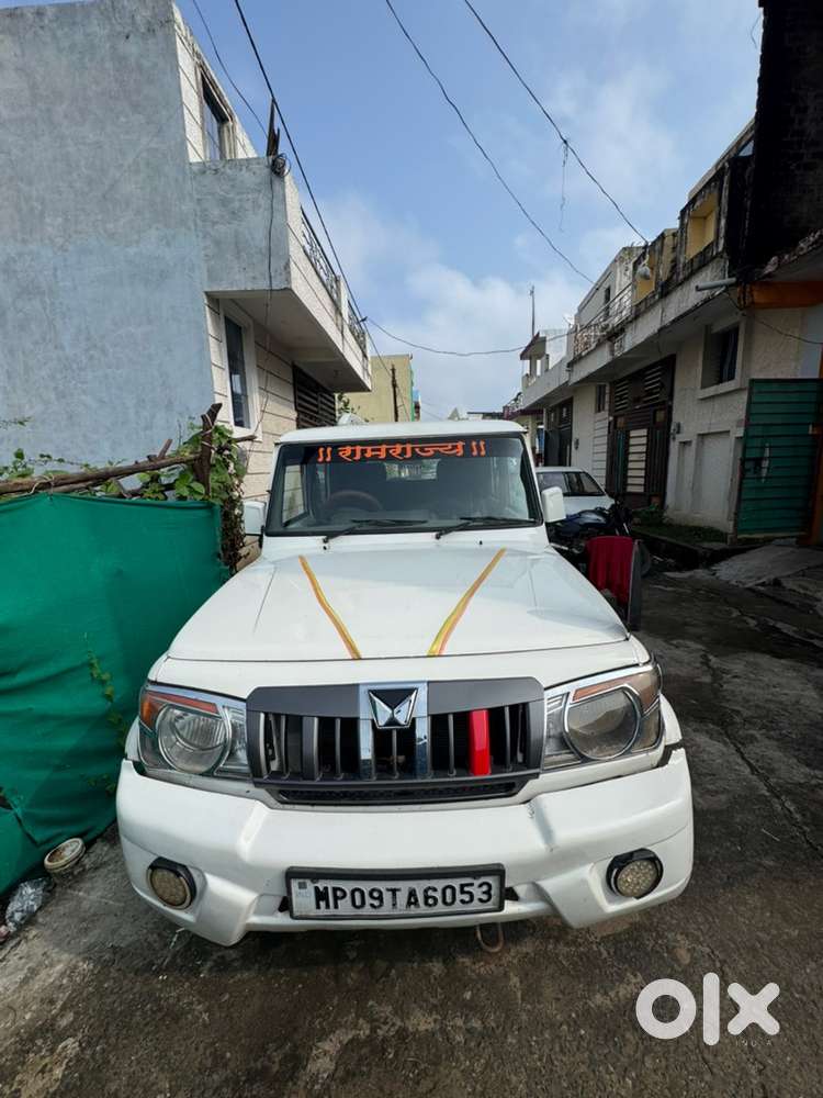 Mahindra Alturas G4 Diesel 15