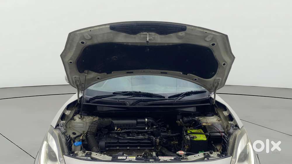 Maruti Suzuki Swift Dzire Zxi + Mt, 2018, Petrol