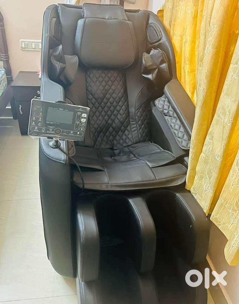 Cult Massage chair