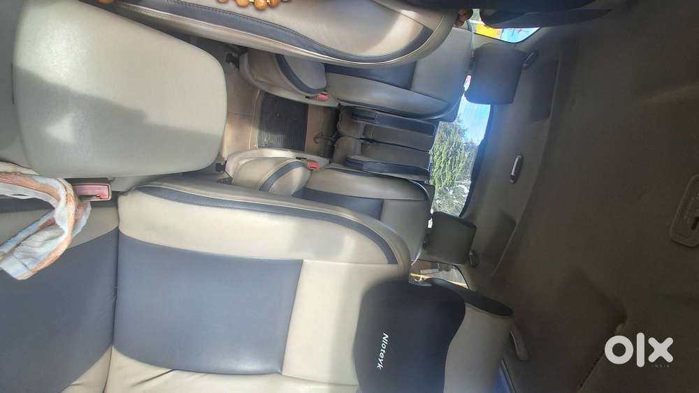 Toyota Innova G Varient For Sale Showroom Maintenance