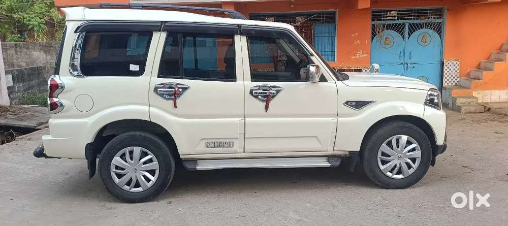 Mahindra Scorpio S5