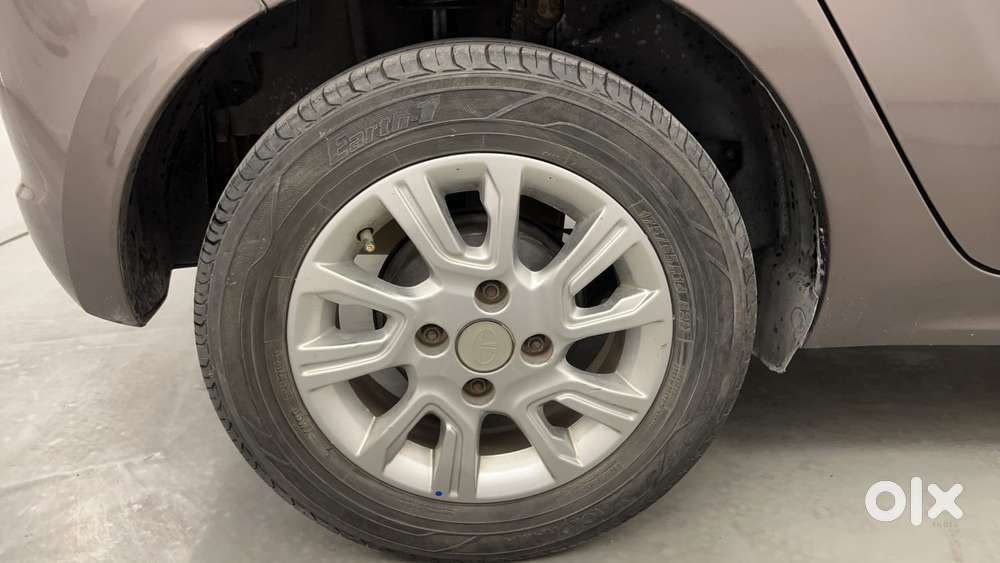 Tata Tiago Xz, 2018, Petrol