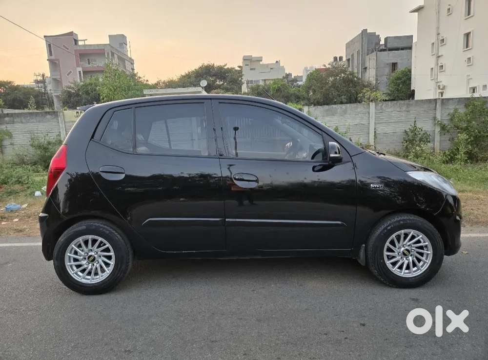 Hyundai I10 Asta 2011 Petrol Sunroof