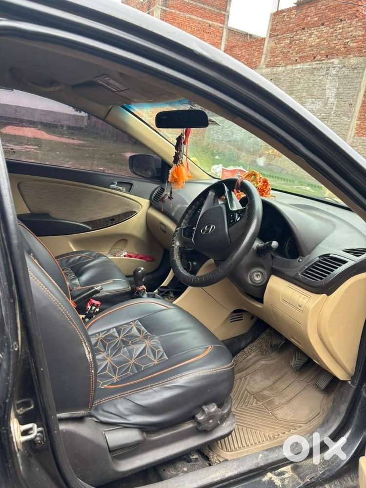 Hyundai Verna 2015 Petrol 68987 Km Driven