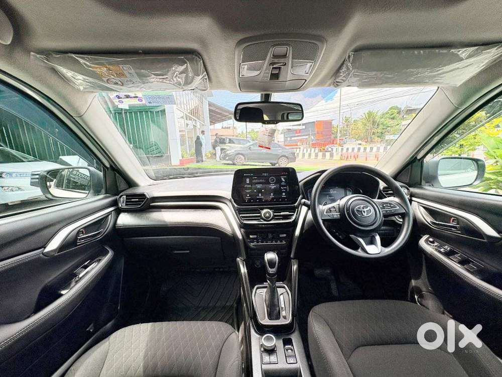 Toyota Urban Cruiser Hyryder 1.5 G Hybrid, 2025, Petrol