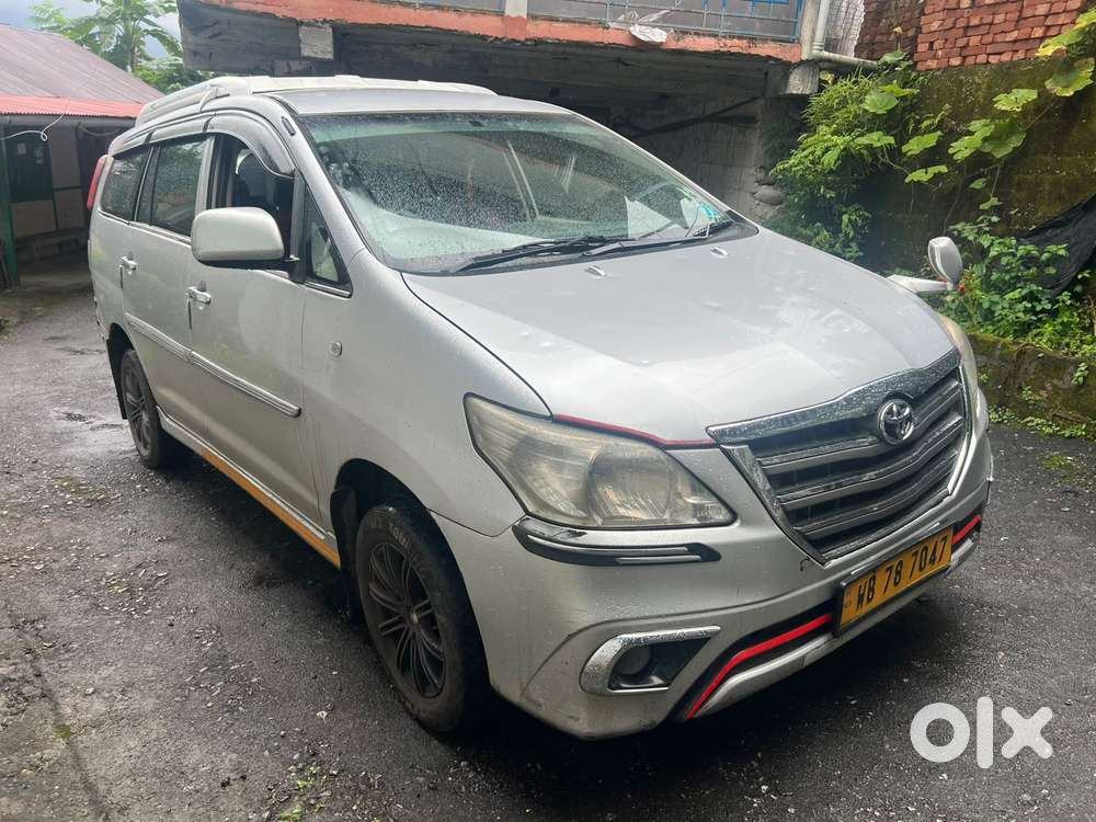 Toyota Innova 2.5 E Diesel Ps 7-seater, 2013, Diesel