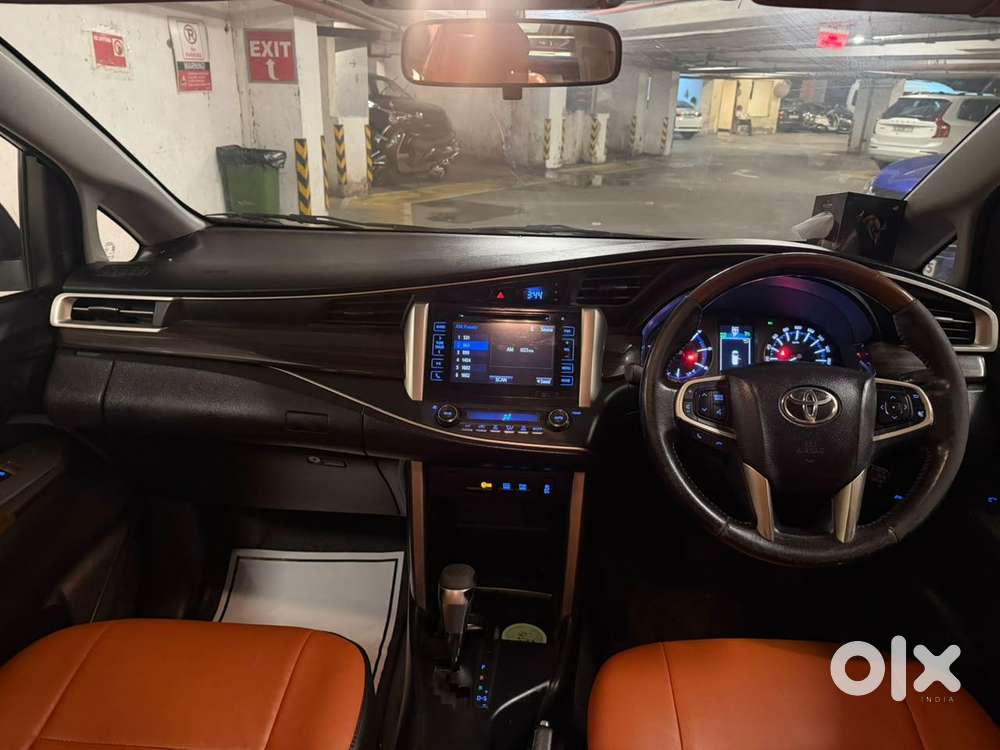 Toyota Innova Crysta 2.8 Zx At, 2017, Diesel