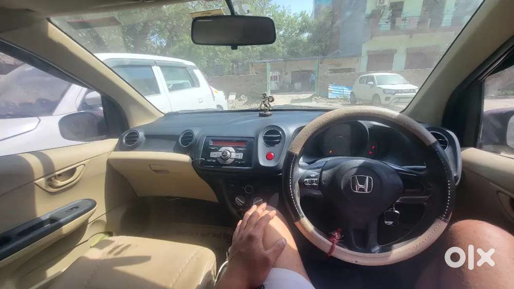 Honda Amaze 2014 1st Generation L