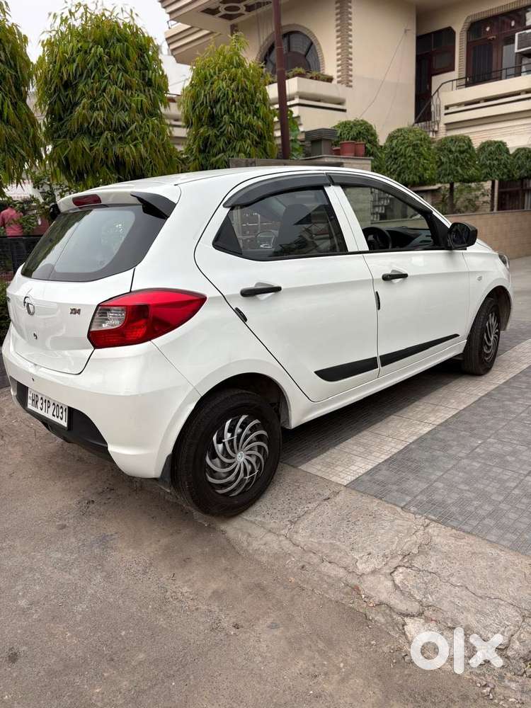 Tata Tiago 1.2 Revotron Xm, 2018, Petrol