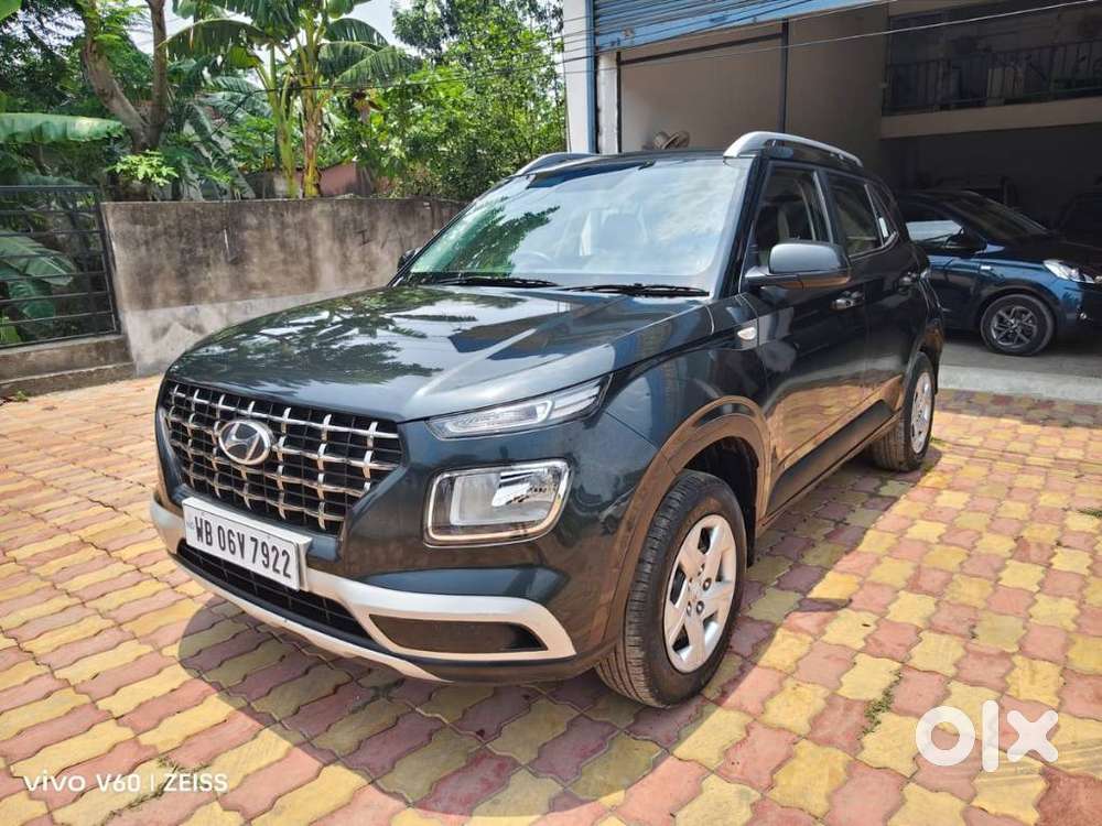 Hyundai Venue, 2021, Petrol
