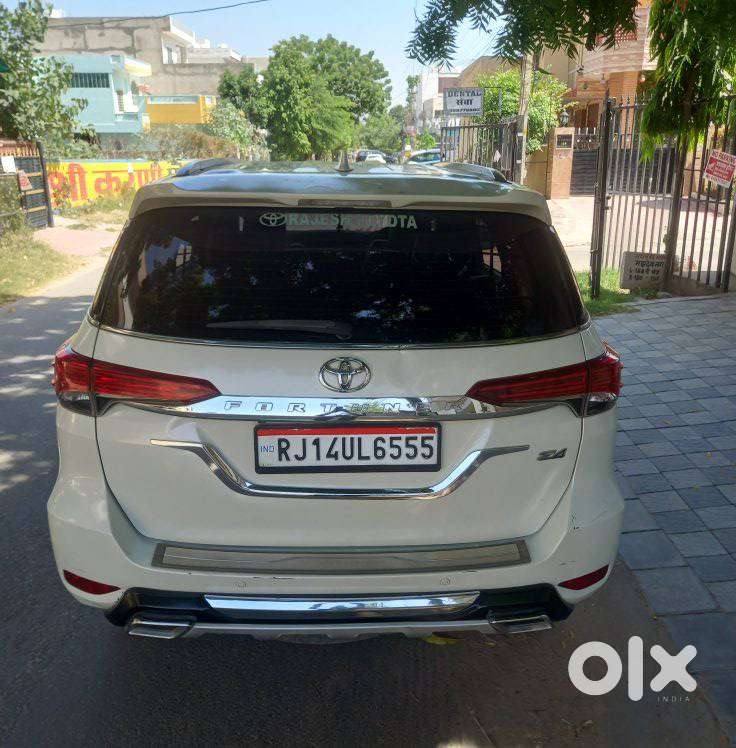 Toyota Fortuner 4x2 At 2.8 Diesel, 2019, Diesel