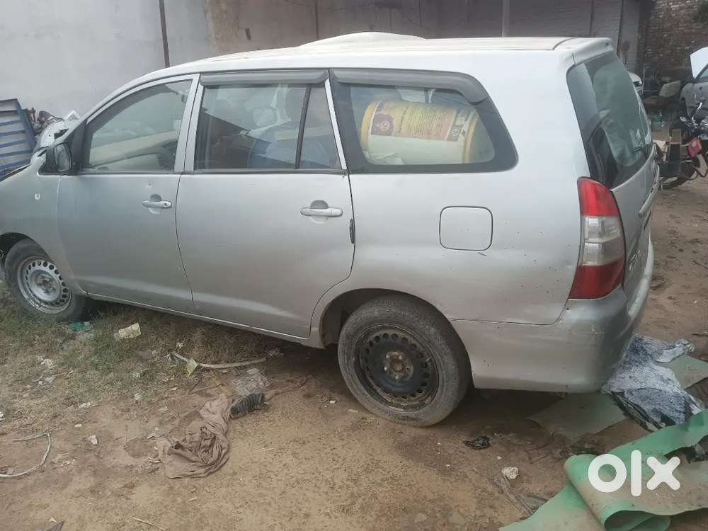 Toyota Innova Hycross 2.0 Gx 2012