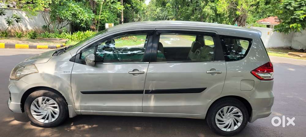 Maruti Suzuki Ertiga Zxi At Petrol, 2017, Diesel