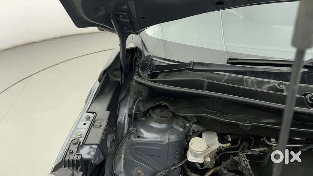 Maruti Suzuki Xl6 1.5 Alpha Plus At, 2022, Petrol