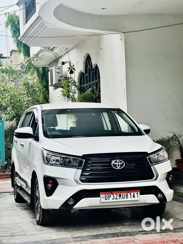 Toyota Innova Crysta 2.4 Gx Limited Edition At 7 Str, 2022, Diesel