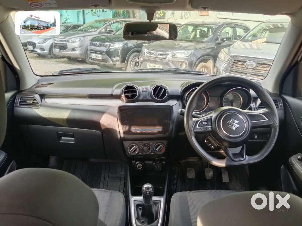 Maruti Suzuki Swift Vxi, 2022, Petrol