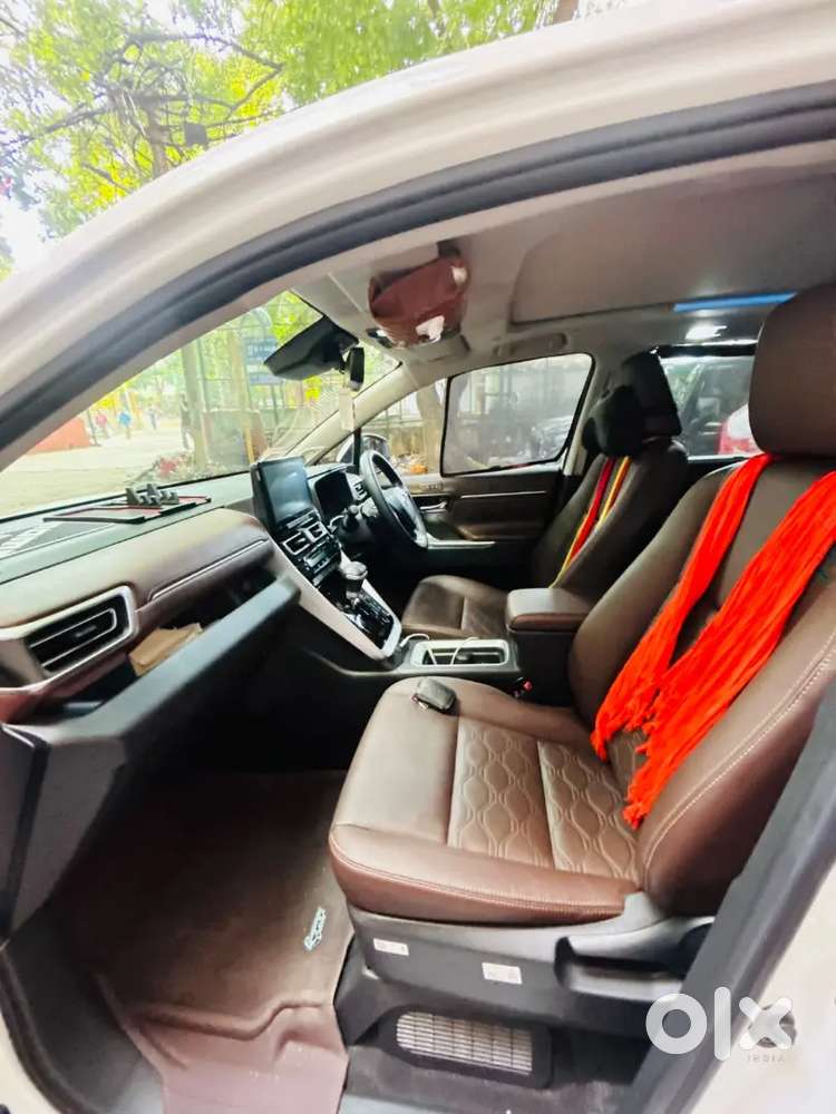 Toyota Innova Hycross Zx Option | 14,300 Km | Single Owner | White | ₹