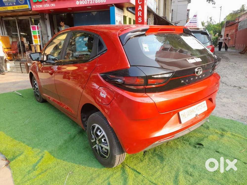 Tata Altroz 1.2 Xe, 2022, Petrol