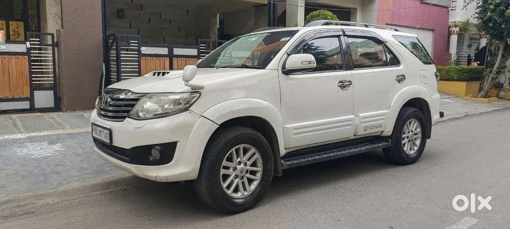 Toyota Fortuner 3.0 4x4 Manual, 2013, Diesel