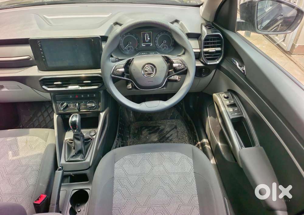 Skoda Kylaq Signature At, 2025, Petrol