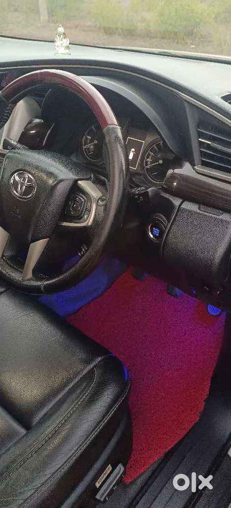 Toyota Innova Crysta Z 2017to2018 Diesel 250000 Km Driven