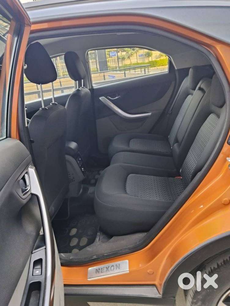 Tata Nexon Amt Xza Plus, 2018, Petrol