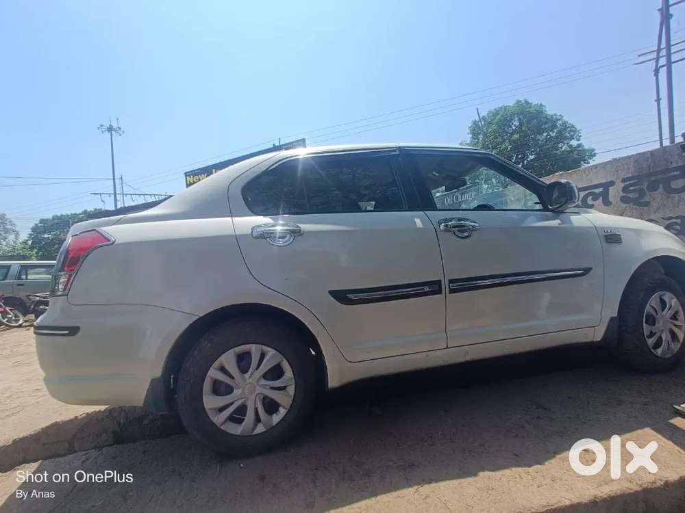 Maruti Suzuki Dzire 2011