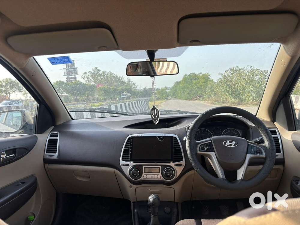 Hyundai I20 Sportz 2011