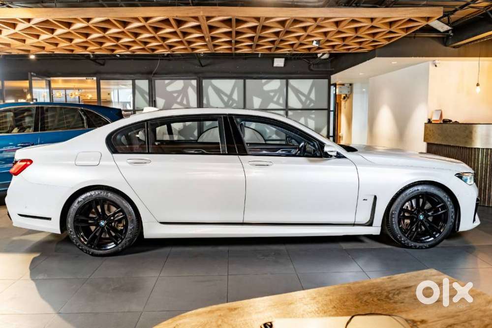 Bmw 7 Series 3.0 740li Sedan, 2022, Petrol