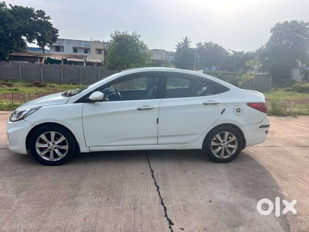 Hyundai Verna 1.6 Sx Crdi (o), 2012, Diesel
