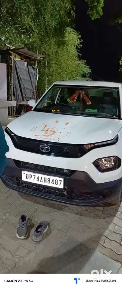 Well And New Condtion Car Without Accident History