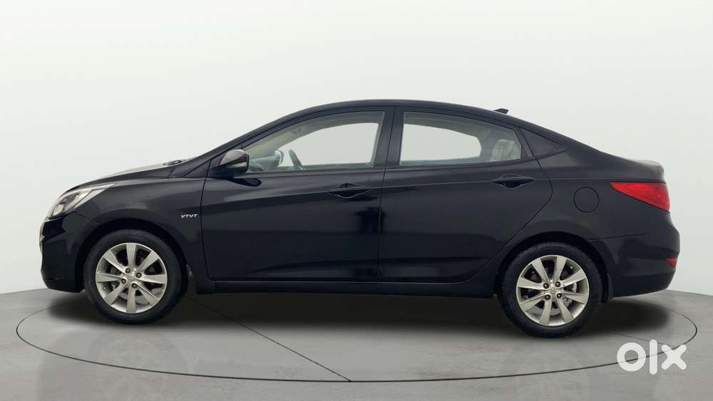 Hyundai Verna Fluidic 1.6 Vtvt Sx, 2013, Petrol