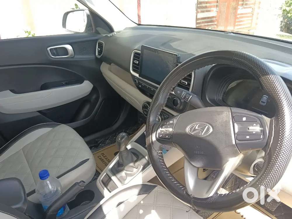 Excellent Condition Hyundai Venue 1st Owner